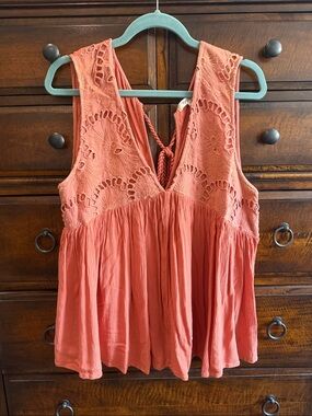 Sleeveless Crochet Rip Curl Blouse - Coral Pink